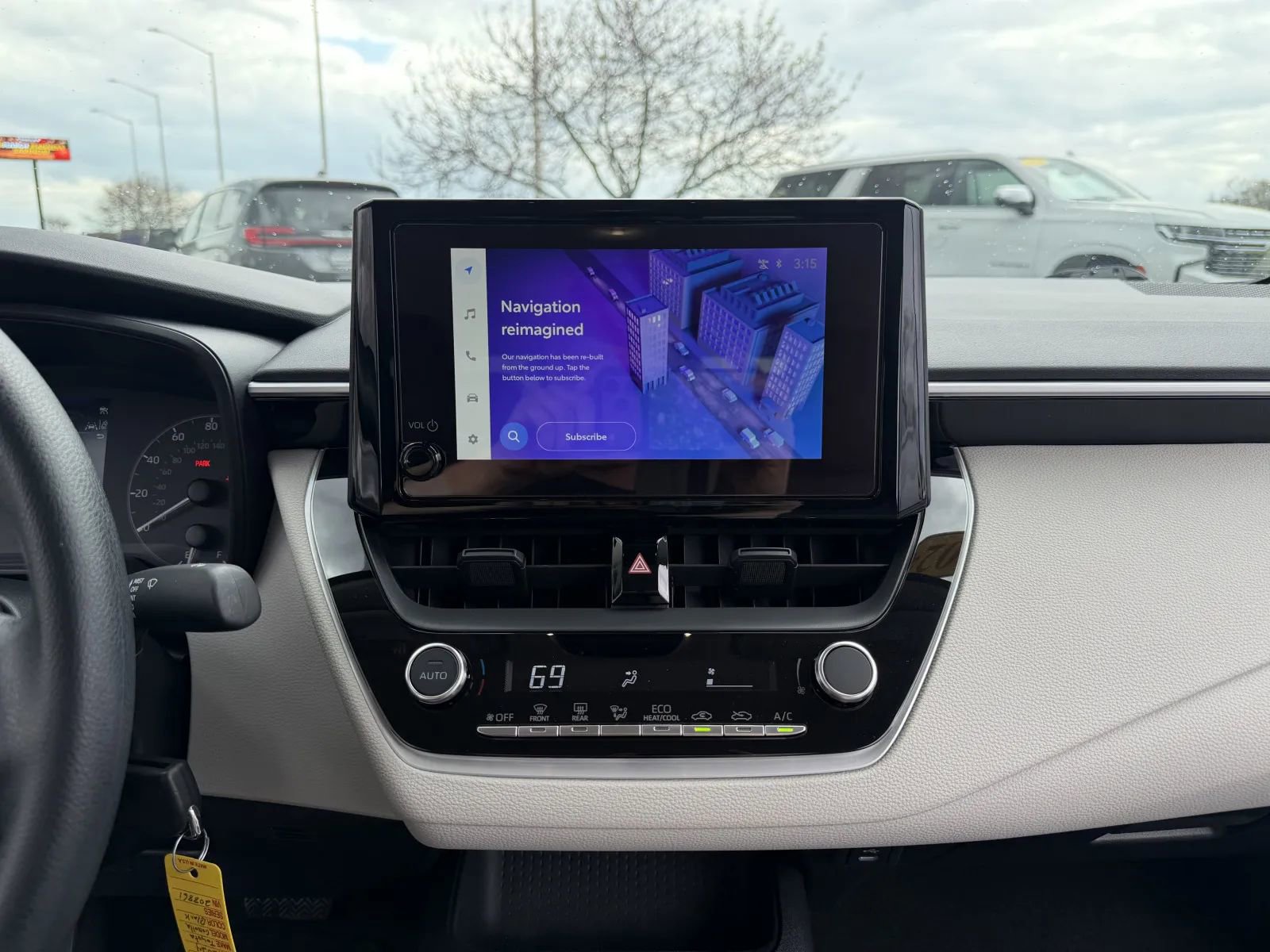 Used 2024 Toyota Corolla LE image 29