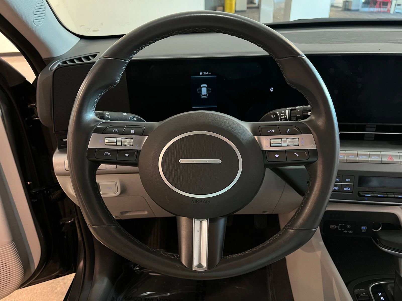 Used 2025 Hyundai Kona SEL FWD image 28