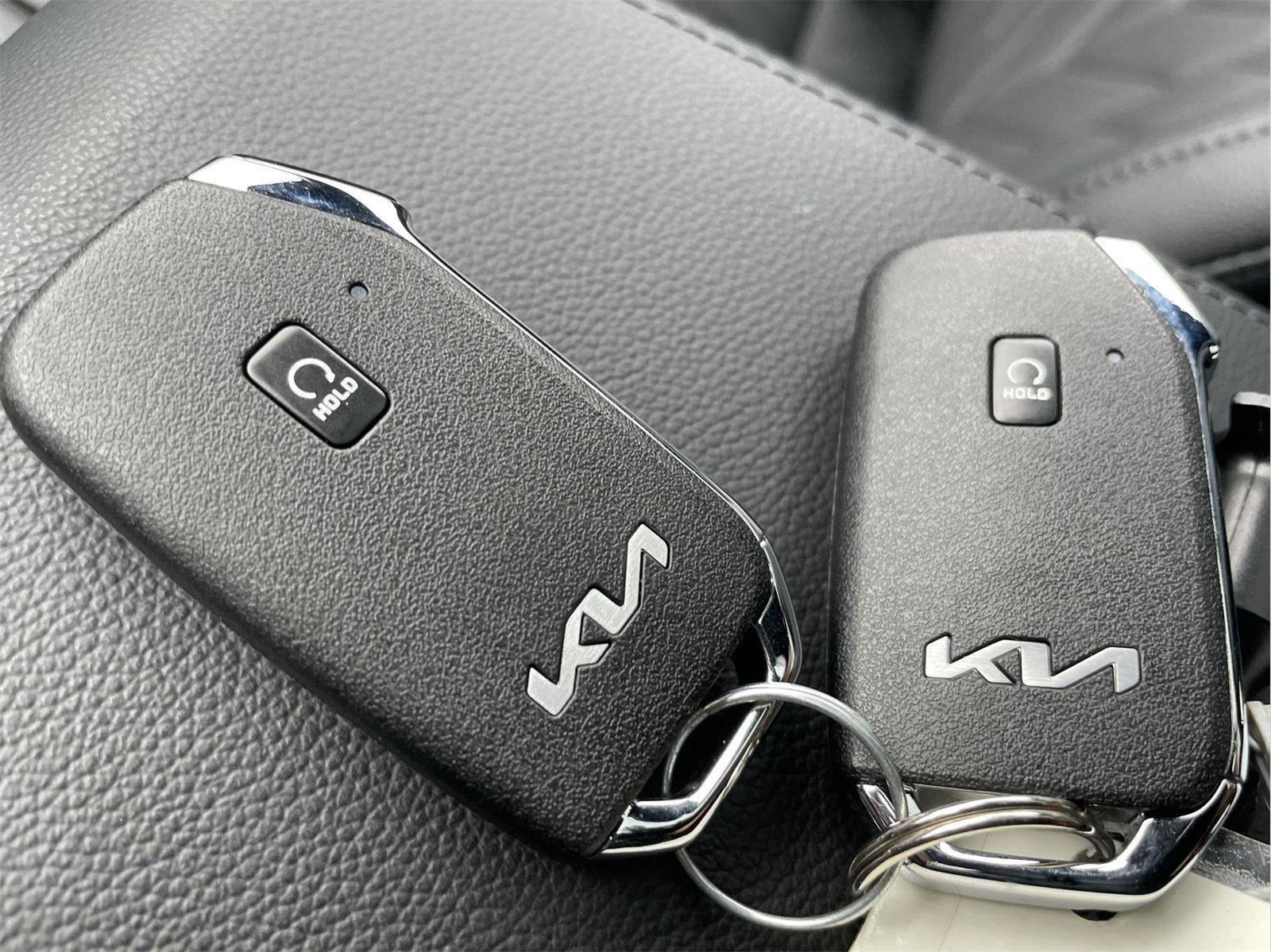 Used 2025 Kia Sportage X-Line AWD/4WD image 31