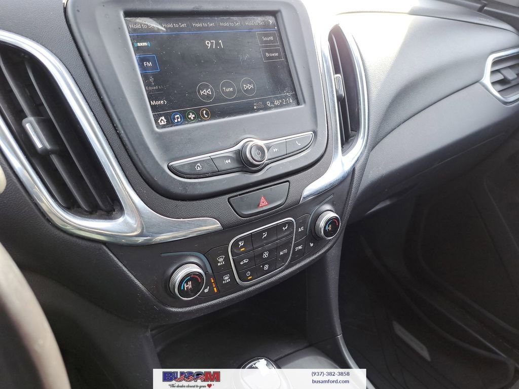 Used 2019 Chevrolet Equinox LT w/ Driver Convenience Package image 18