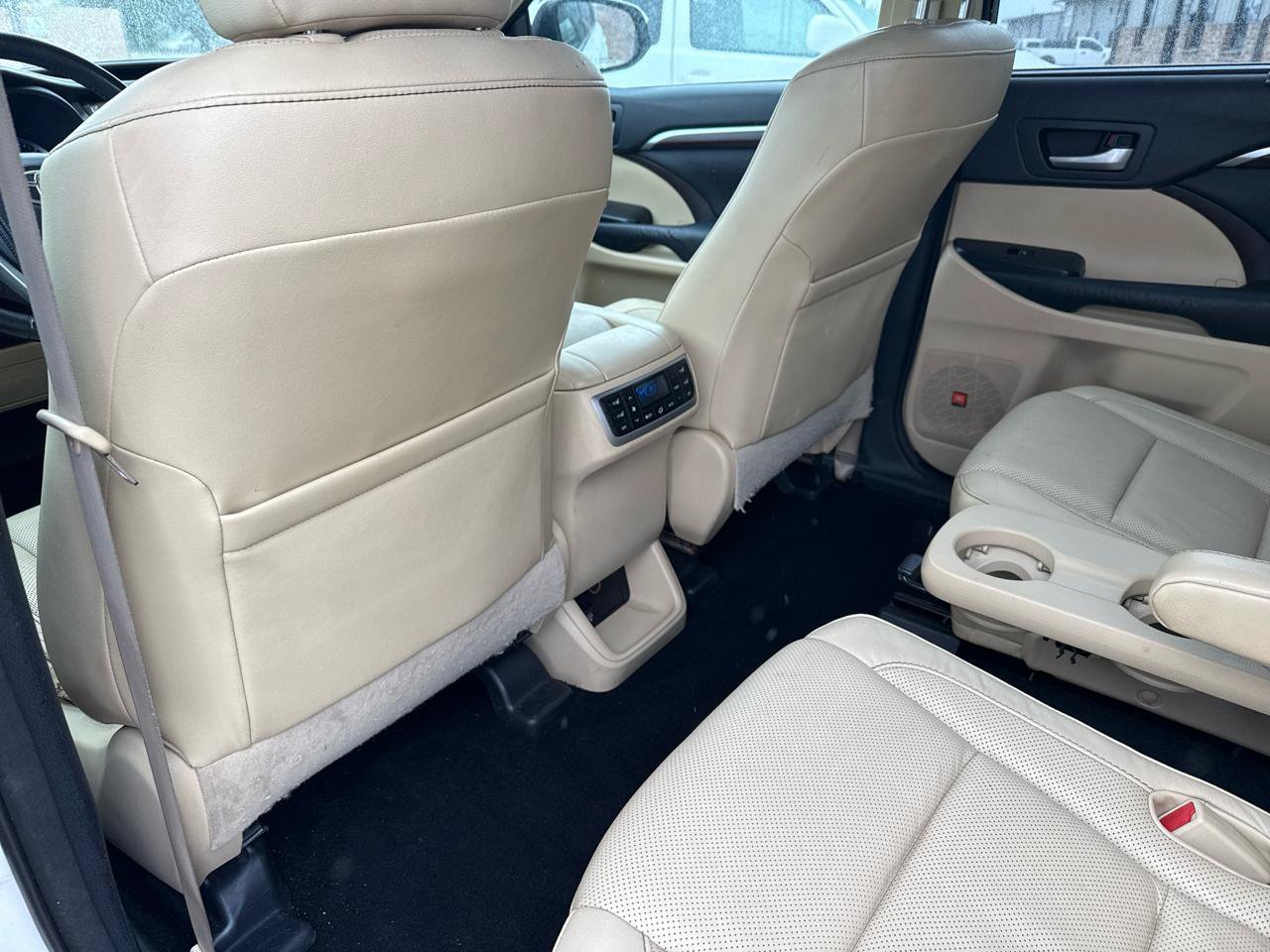 Used 2014 Toyota Highlander Limited Platinum AWD/4WD image 41