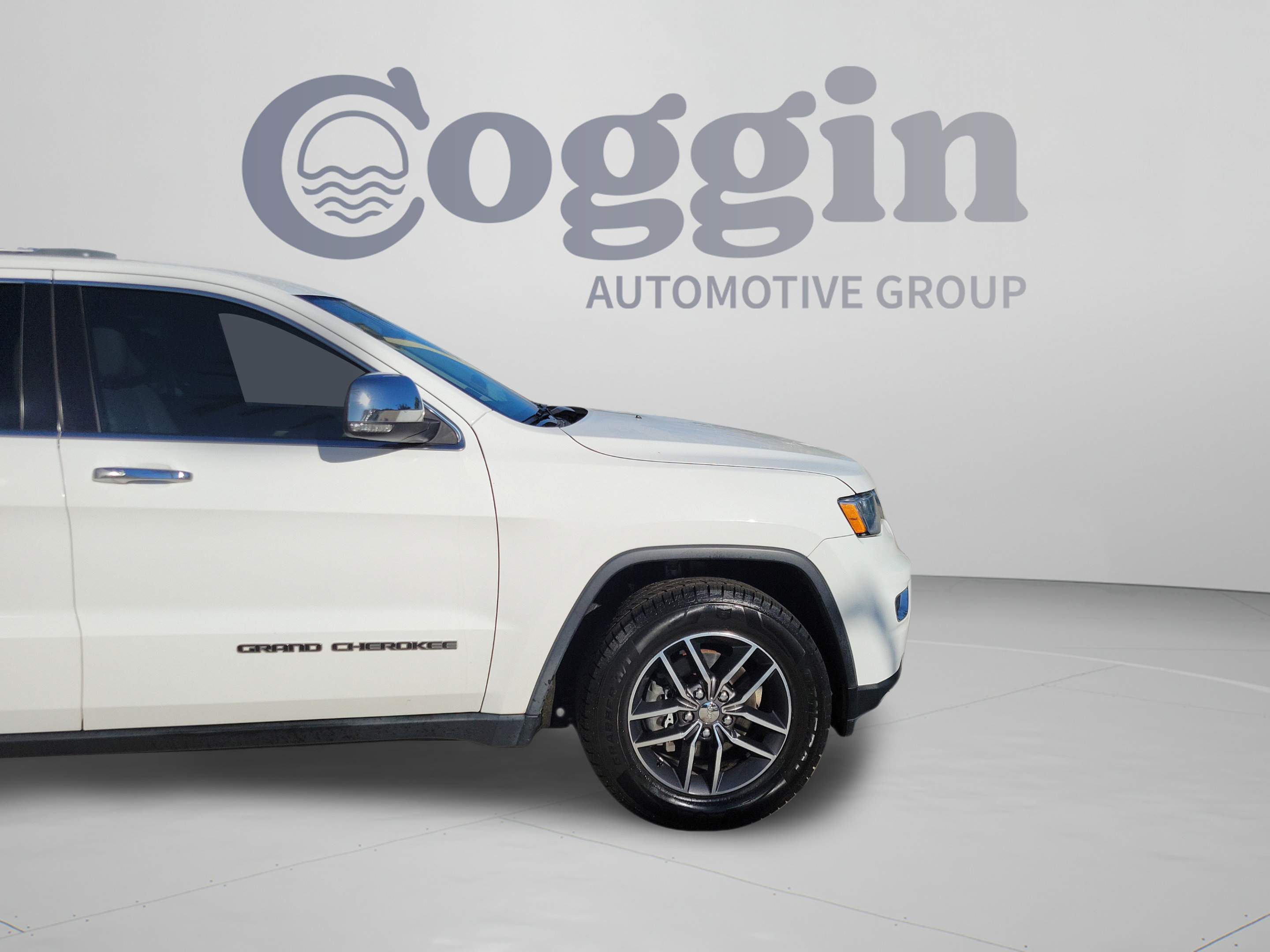 Used 2018 Jeep Grand Cherokee Limited w/ Trailer Tow Group IV AWD/4WD image 33