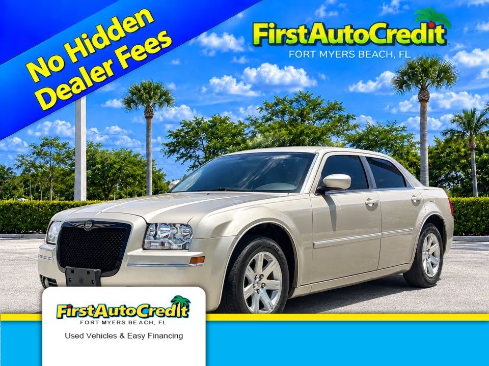 Used 2006 Chrysler 300 Touring RWD image 1