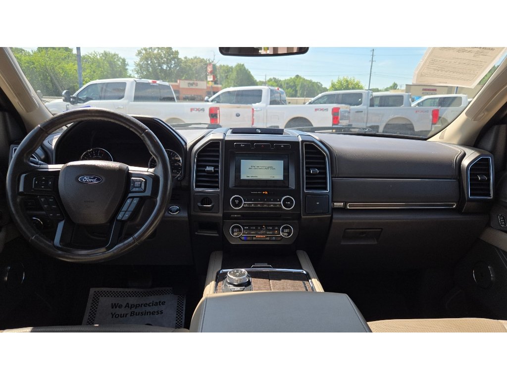 Used 2018 Ford Expedition Limited RWD image 21