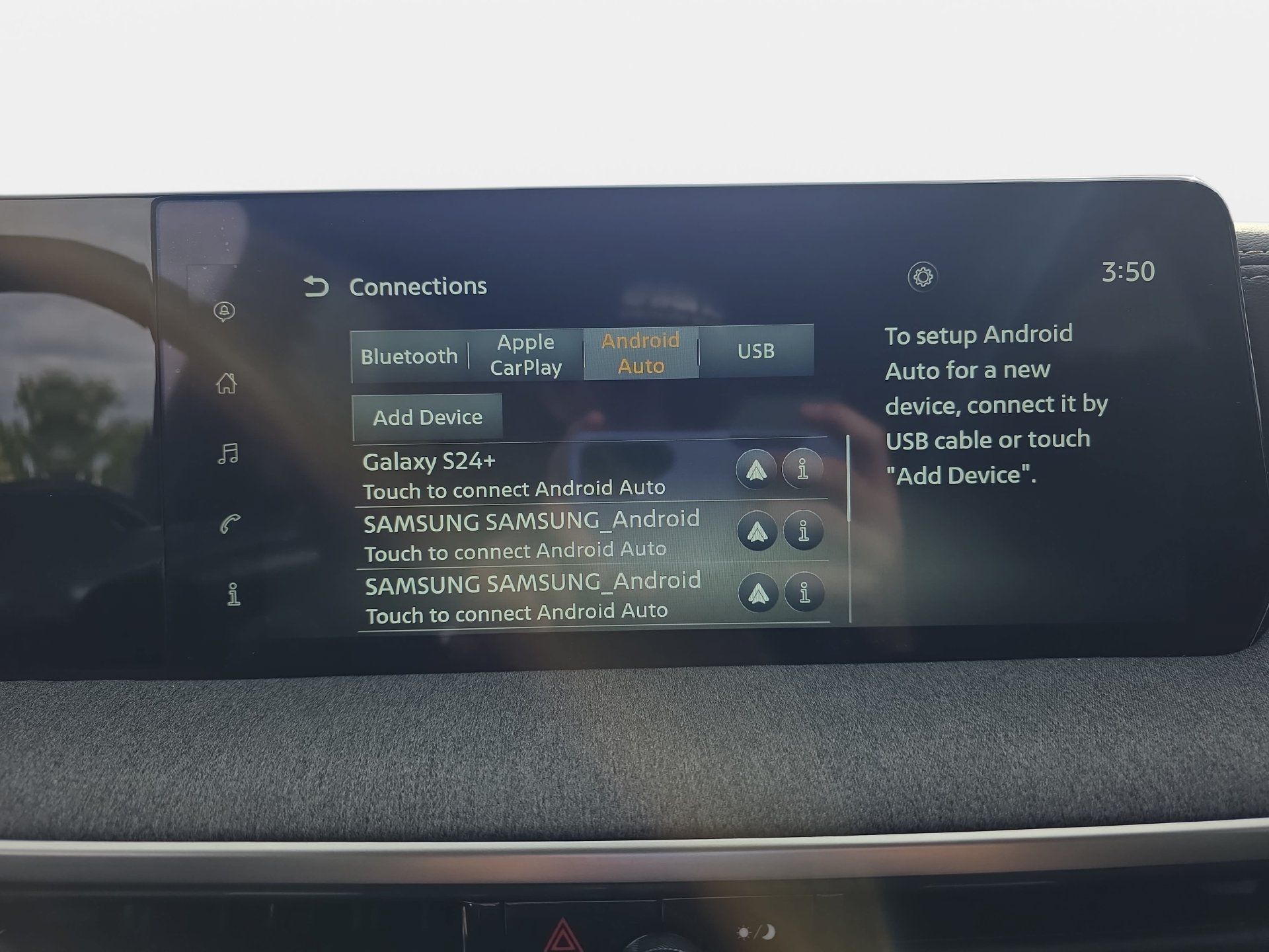 Certified 2025 Nissan Kicks SV FWD image 21