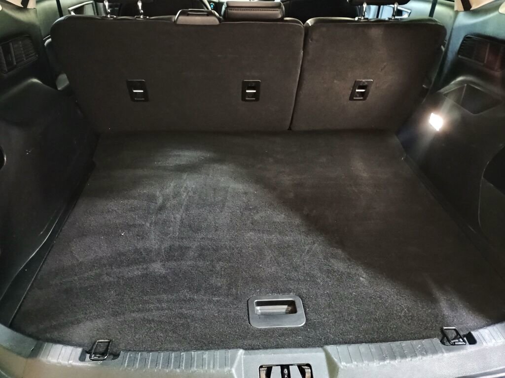 Used 2020 Ford Edge SEL w/ Convenience Package image 19