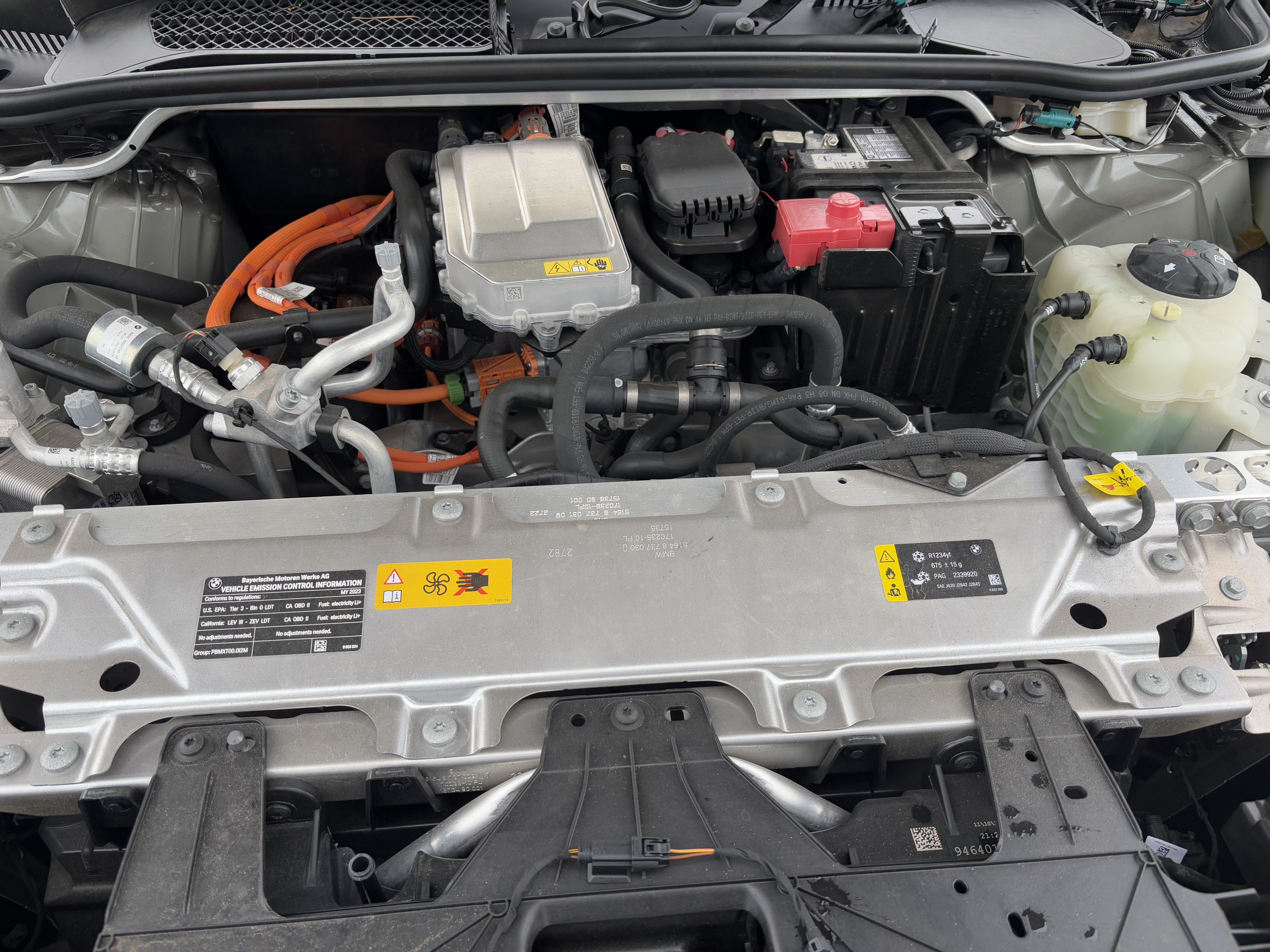 Certified 2023 BMW iX xDrive50 AWD/4WD image 36