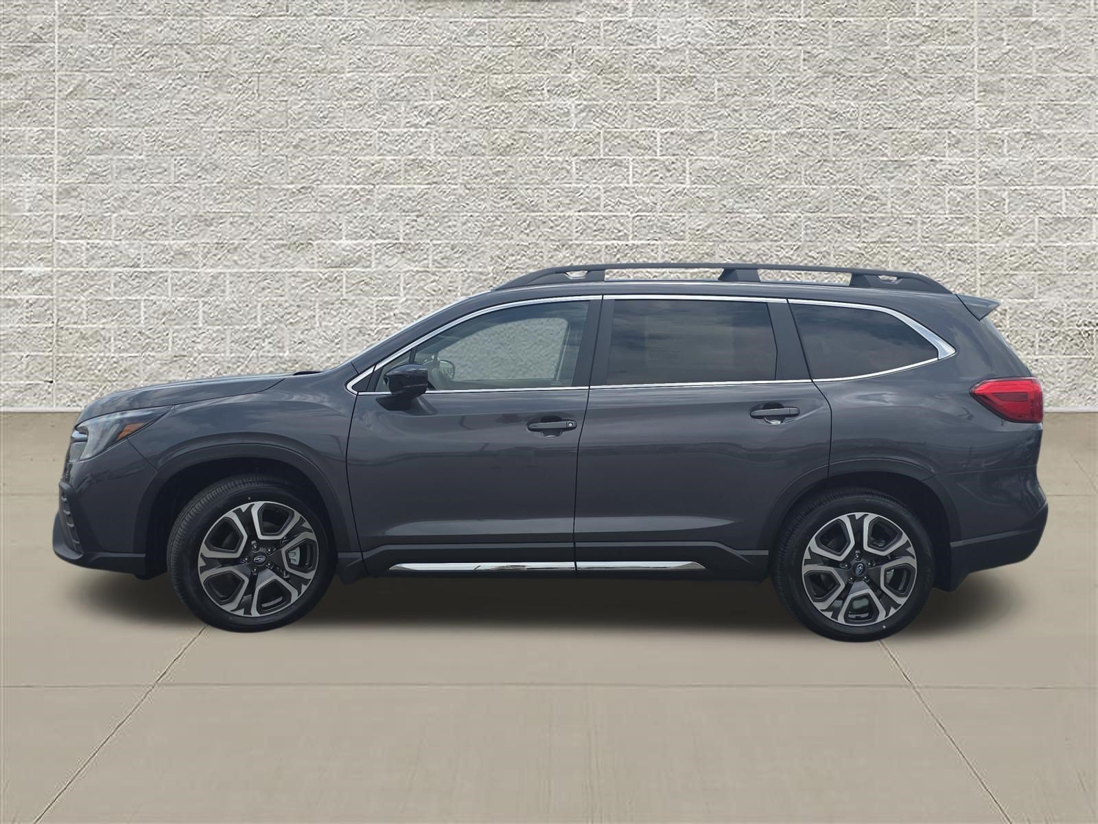 New 2026 Subaru Ascent Limited w/ Popular Package #1 AWD/4WD image 4