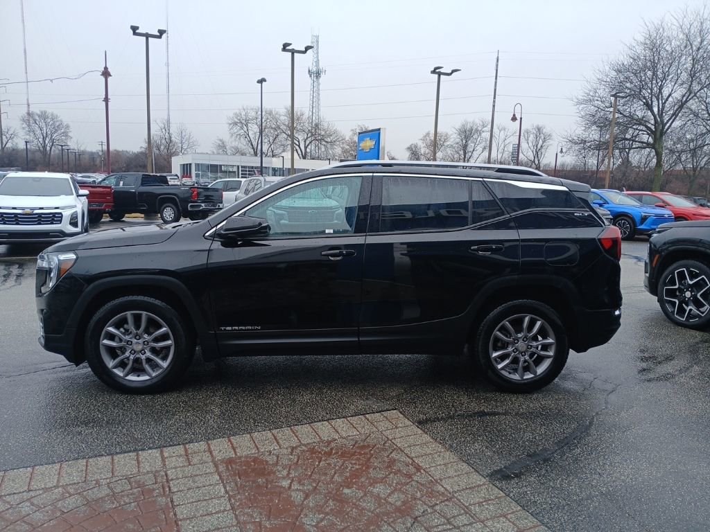 Certified 2024 GMC Terrain SLT image 6