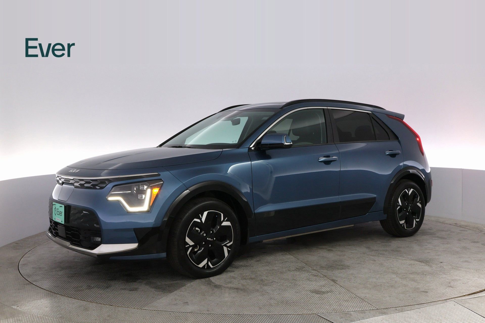 Used 2024 Kia Niro Wave w/ Wave Preserve Package image 15