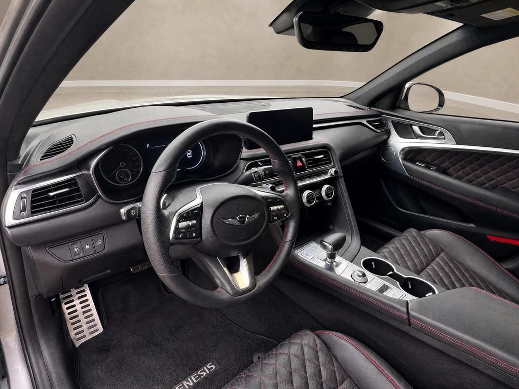 Used 2023 Genesis G70 3.3T w/ Sport Prestige Package RWD image 10