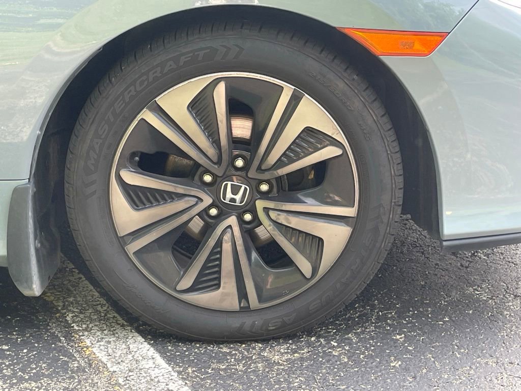 Used 2017 Honda Civic EX image 9