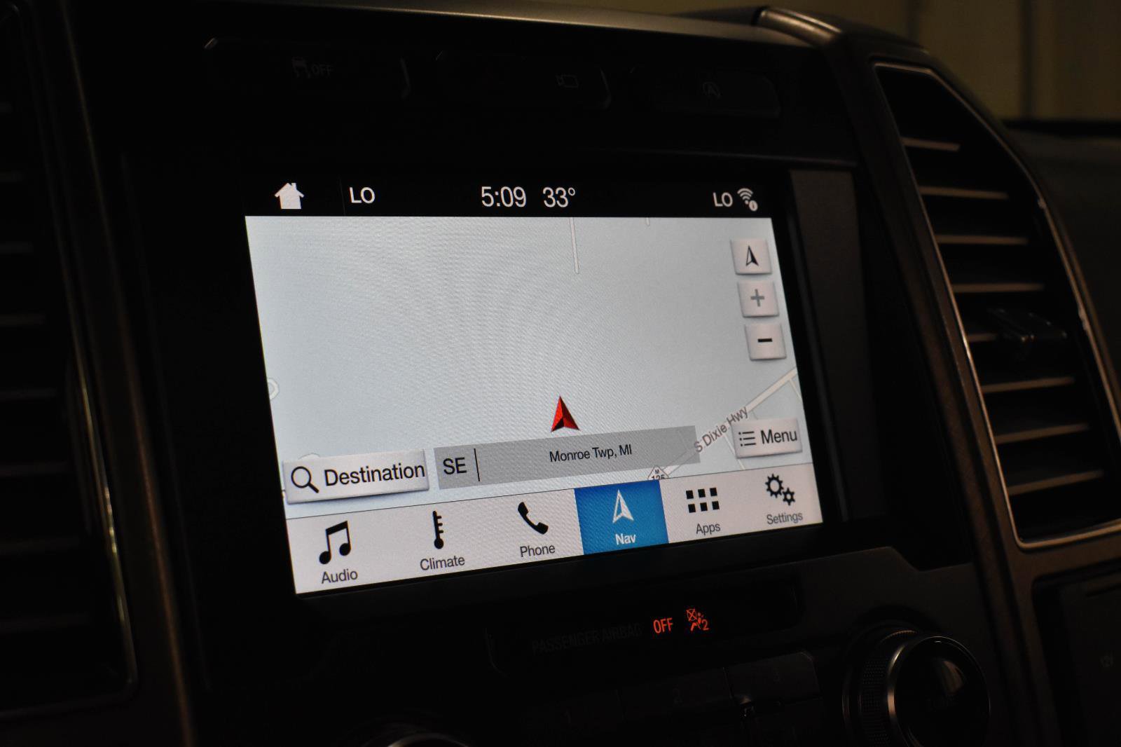 Used 2019 Ford F150 Limited w/ Trailer Tow Package image 18