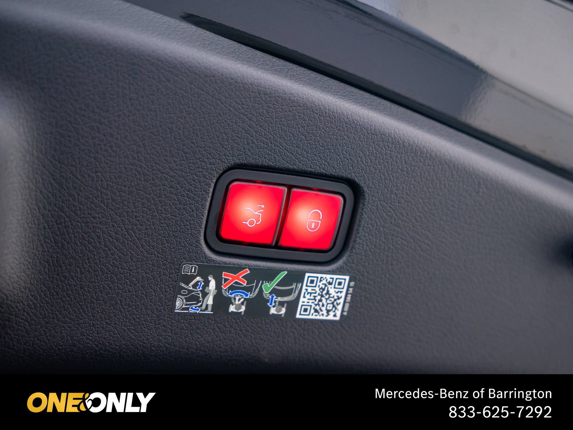 Certified 2025 Mercedes-Benz CLE 53 AMG 4MATIC Coupe image 35