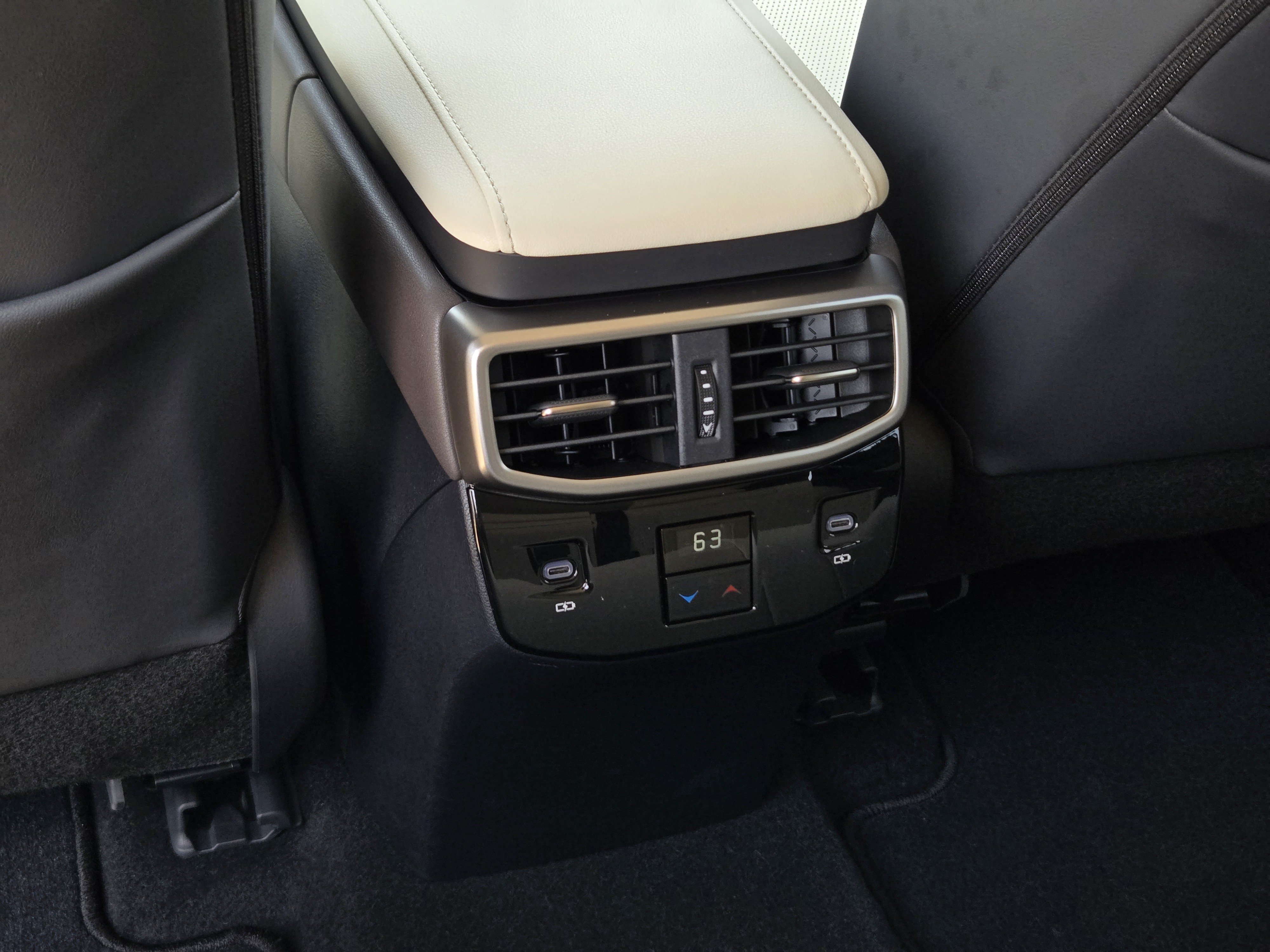 Certified 2025 Lexus RX 350 Premium Plus w/ Accessory Package (Z1) FWD image 37