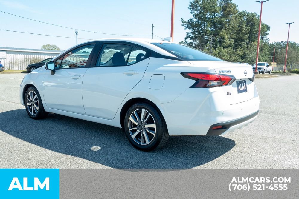 Used 2024 Nissan Versa SV image 8