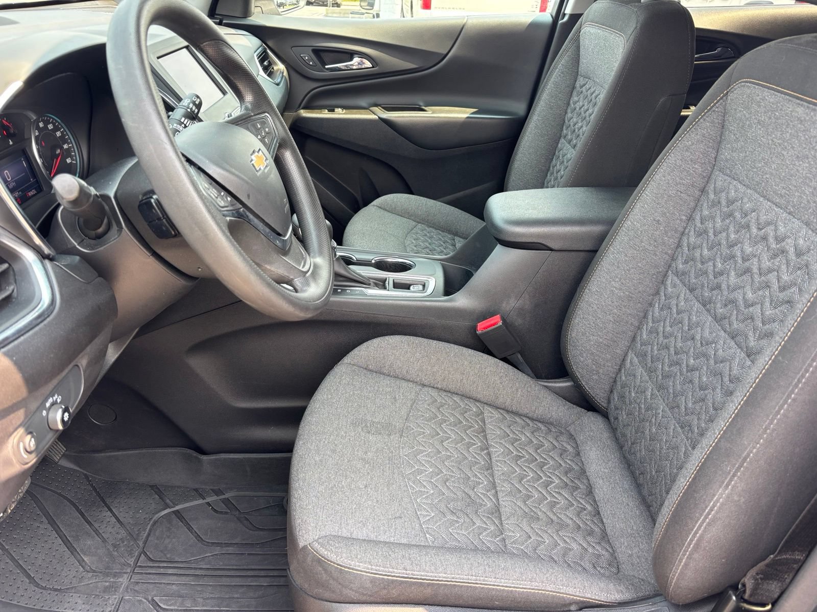 Used 2023 Chevrolet Equinox LT w/ LPO, Floor Liner Package AWD/4WD image 14