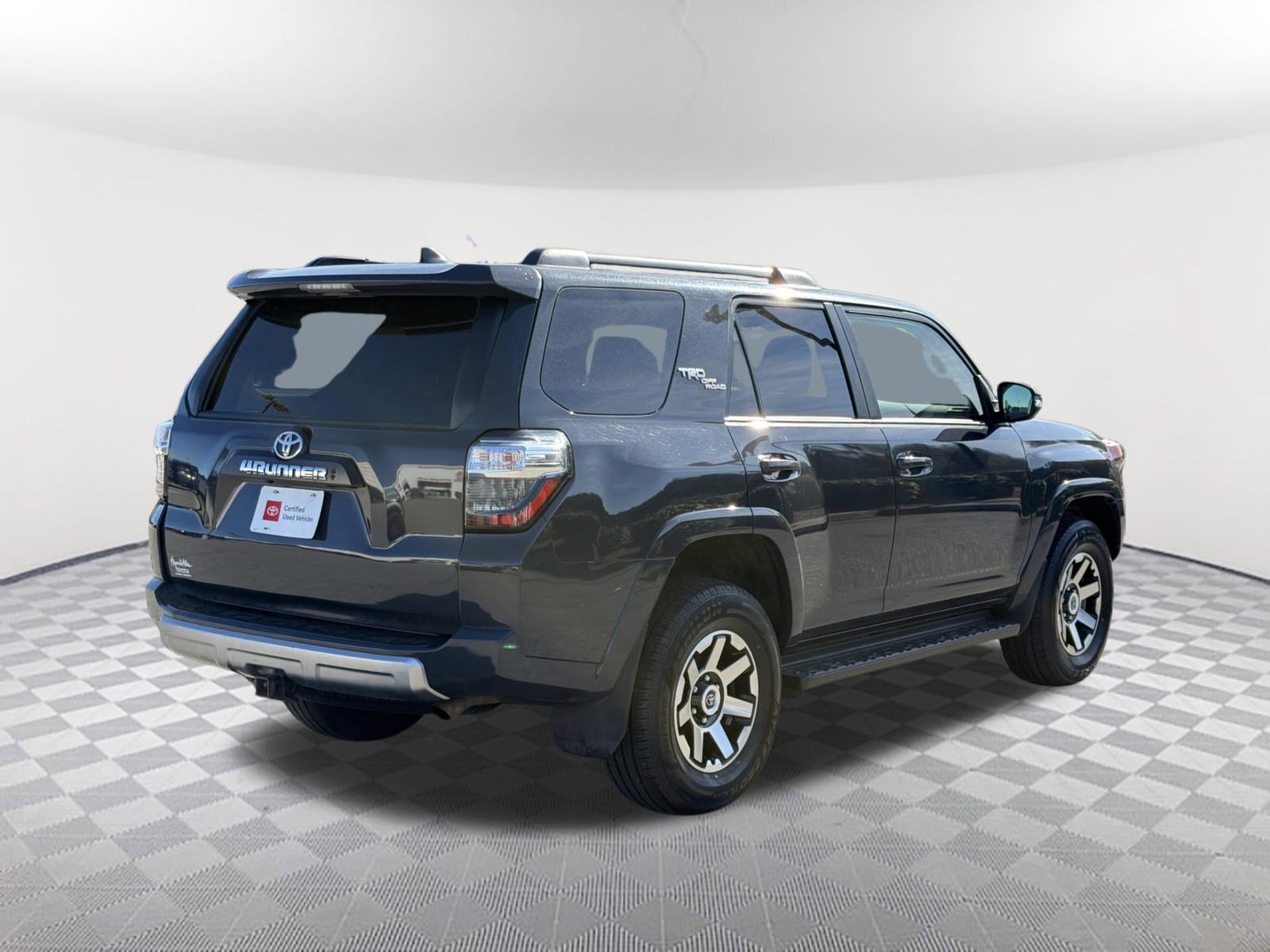 Certified 2024 Toyota 4Runner TRD Off-Road Premium image 17