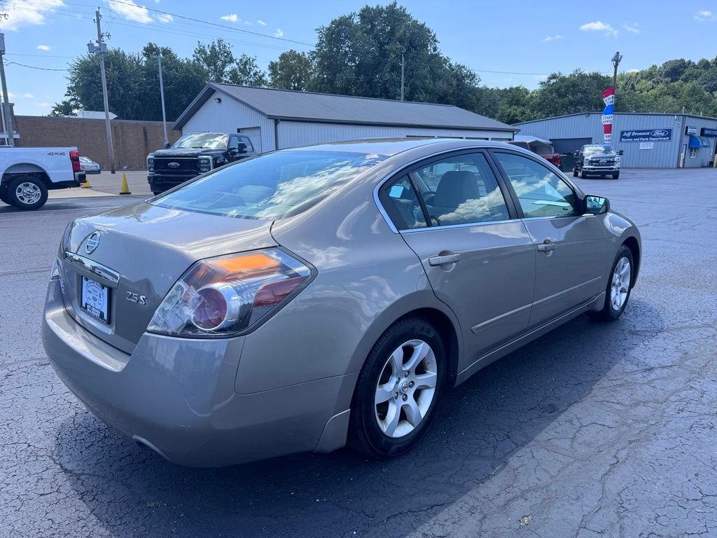 Used 2008 Nissan Altima 2.5 S w/ Convenience Plus Pkg FWD image 3