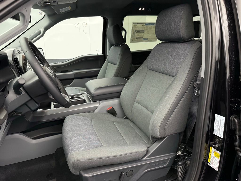 New 2026 Ford F150 XLT w/ Equipment Group 302A MID image 39