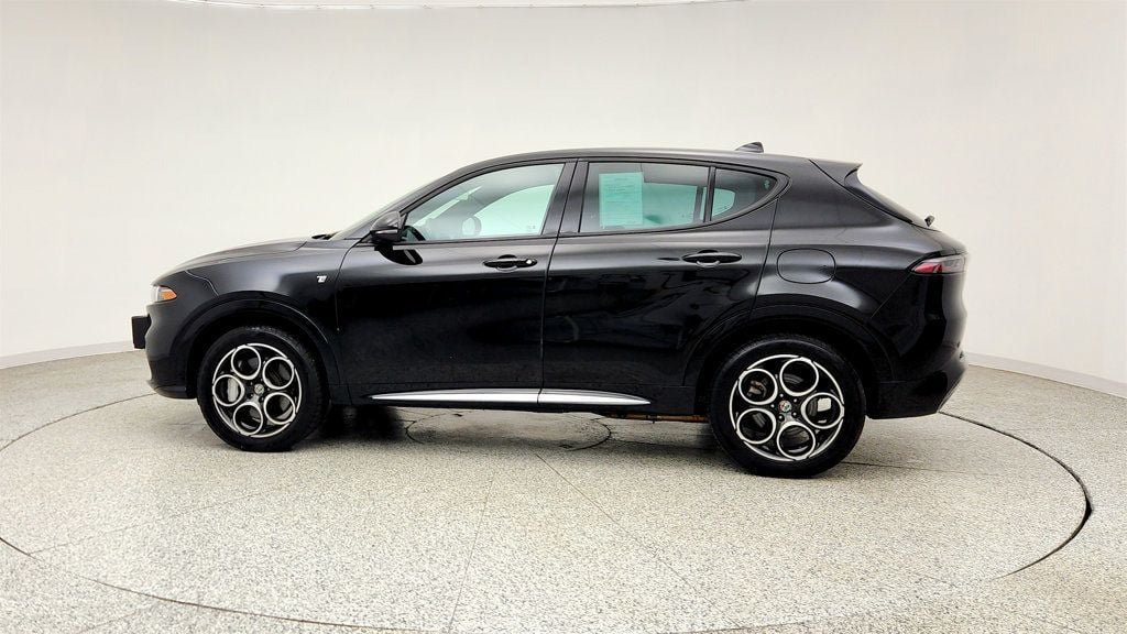Used 2024 Alfa Romeo Tonale Ti AWD/4WD image 8
