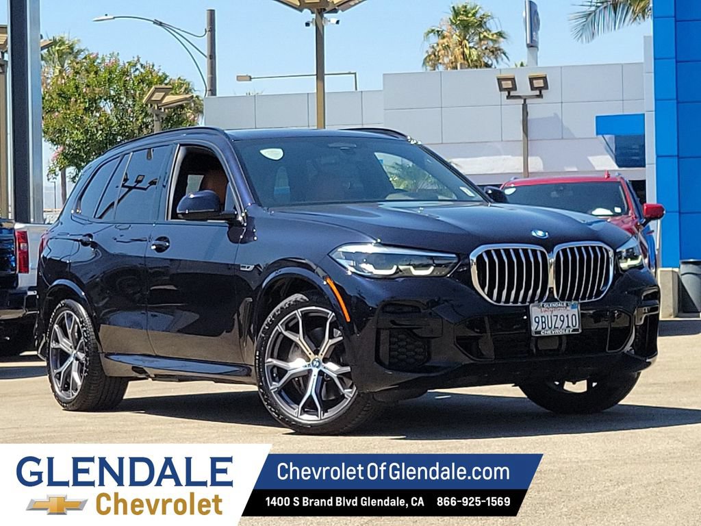 Used 2022 BMW X5 xDrive45e w/ M Sport Package AWD/4WD image 1