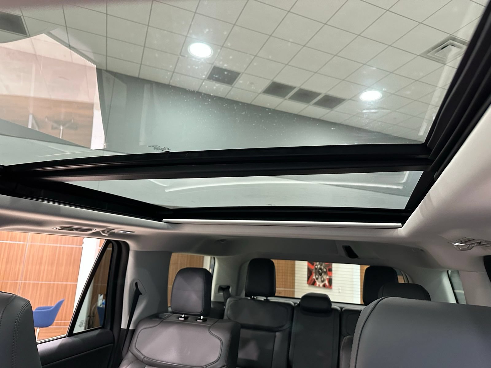New 2025 Ford Expedition Active RWD image 23