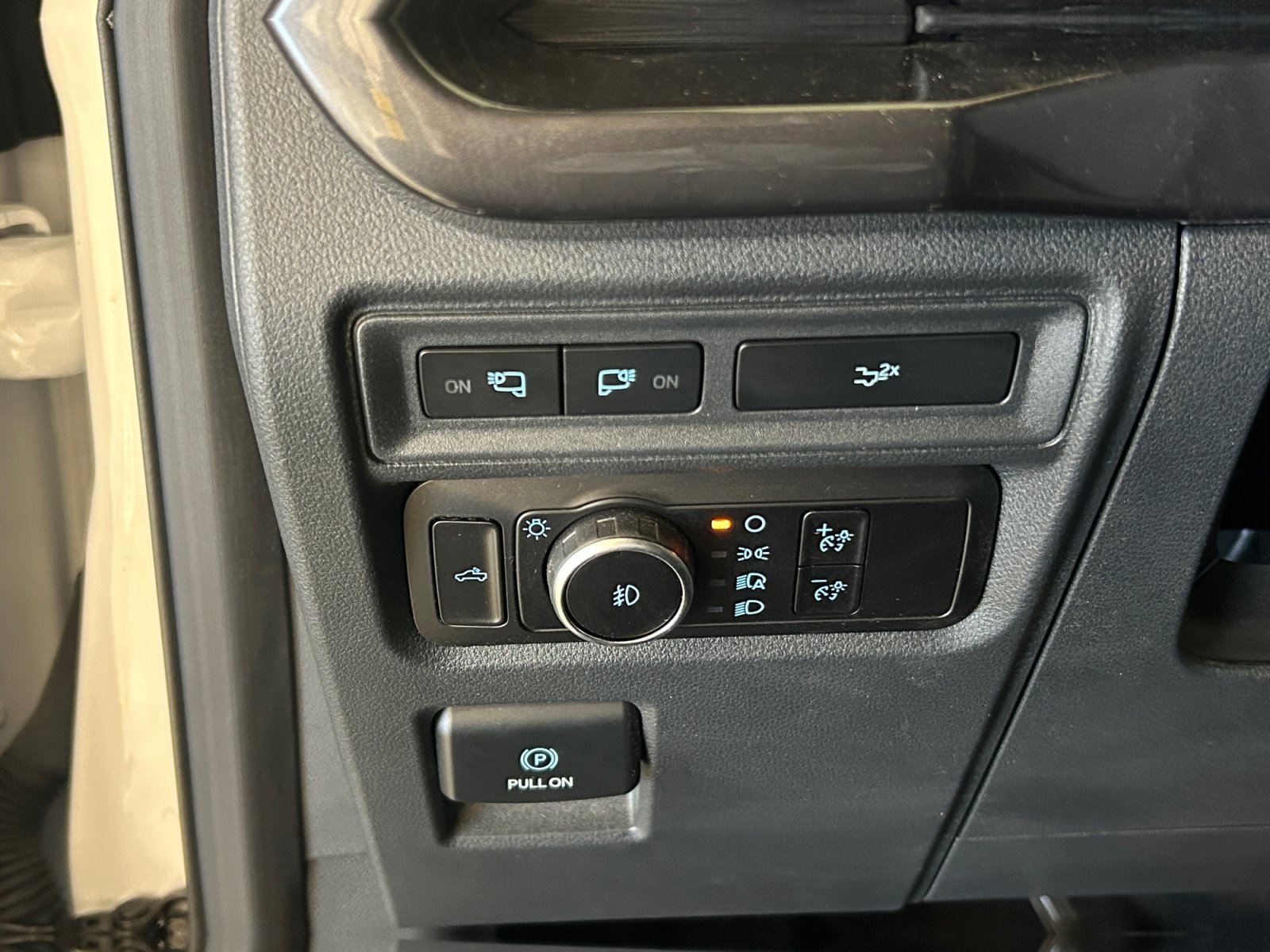 Used 2023 Ford F150 XLT w/ Equipment Group 302A High RWD image 20