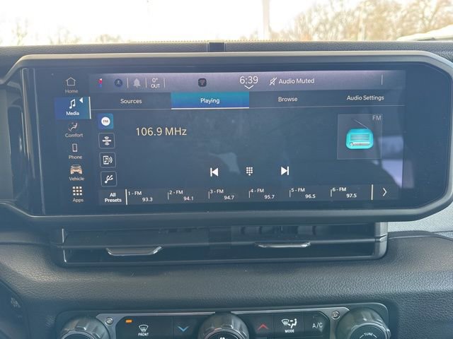 Used 2024 Jeep Wrangler Sport S image 20