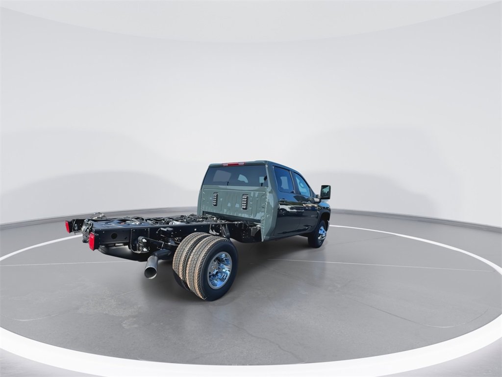 New 2026 Chevrolet Silverado 3500 LT w/ Convenience Package image 8