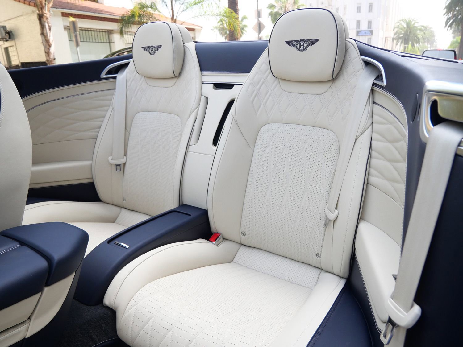 Used 2024 Bentley Continental GT Azure image 18
