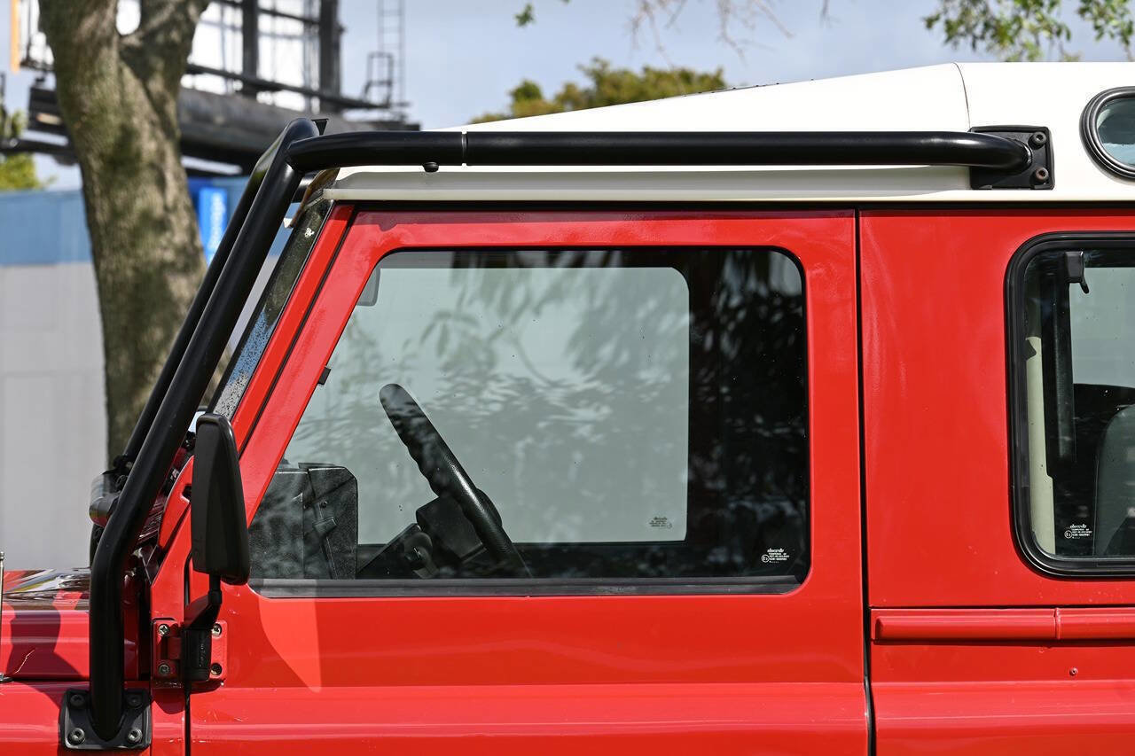 Used 1997 Land Rover Defender 90 AWD/4WD image 33