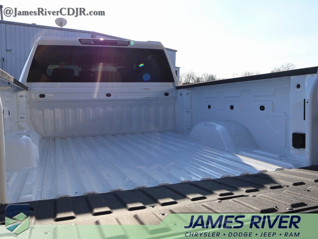 Used 2024 GMC Sierra 2500 SLE w/ SLE Convenience Package image 15