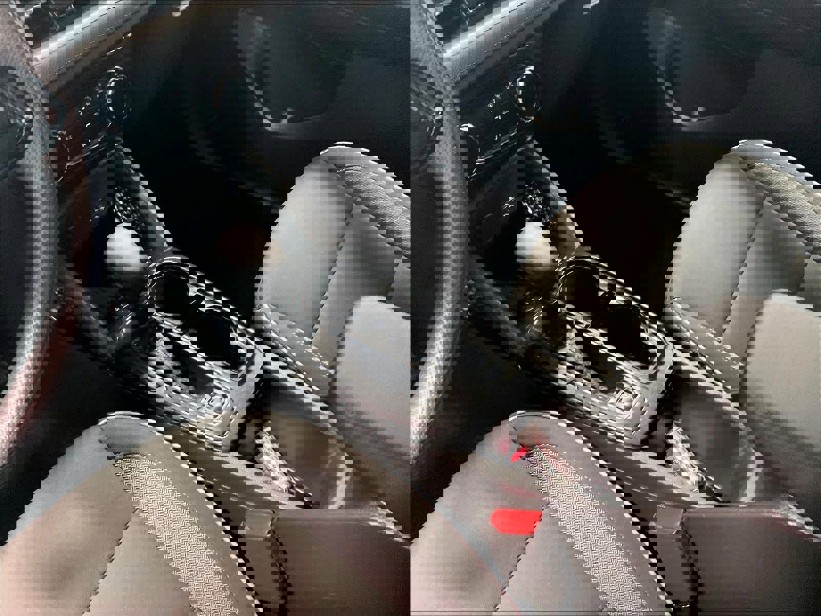 Used 2025 Chevrolet TrailBlazer LT AWD/4WD image 20