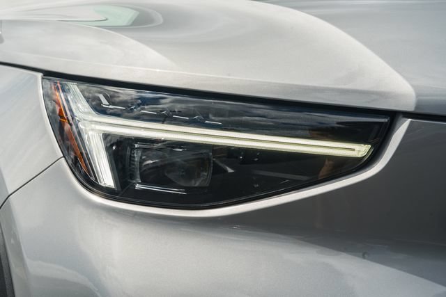 Certified 2023 Volvo XC40 B5 Ultimate w/ Protection Package Premier AWD/4WD image 15