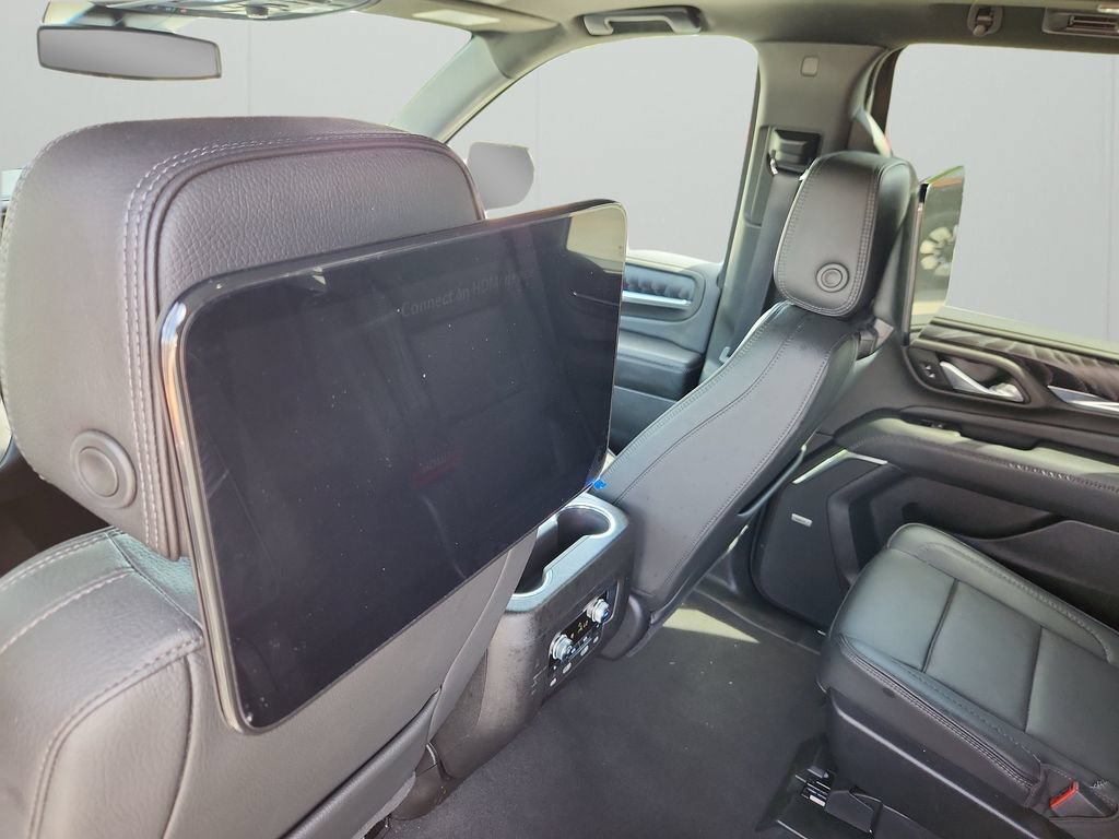 Used 2023 GMC Yukon Denali AWD/4WD image 11