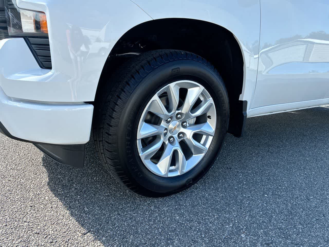 New 2026 Chevrolet Silverado 1500 Custom RWD image 31