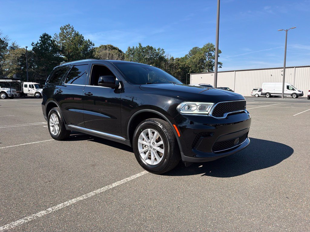 Certified 2023 Dodge Durango SXT Launch Edition AWD/4WD image 4
