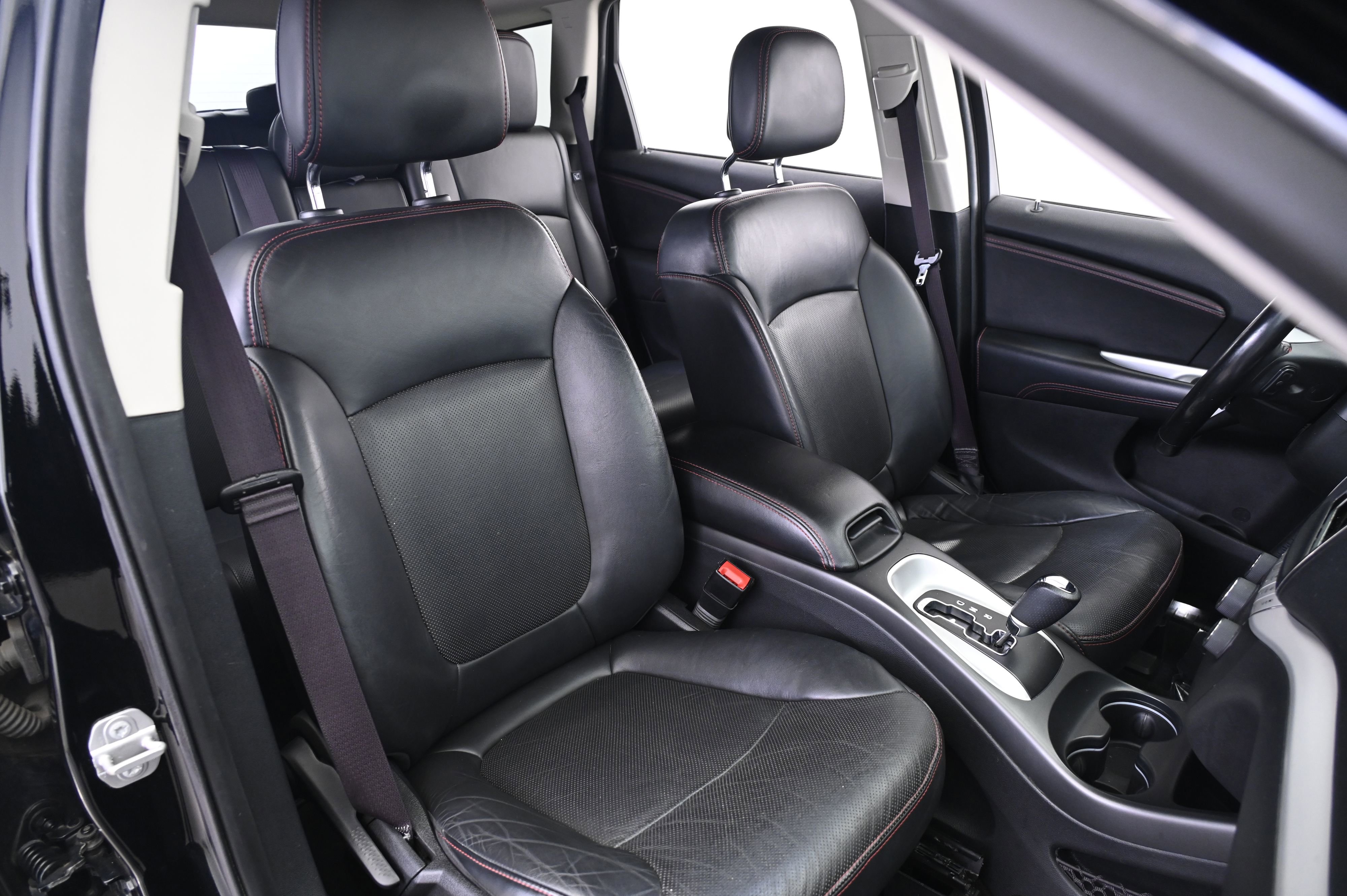 Used 2019 Dodge Journey GT image 26