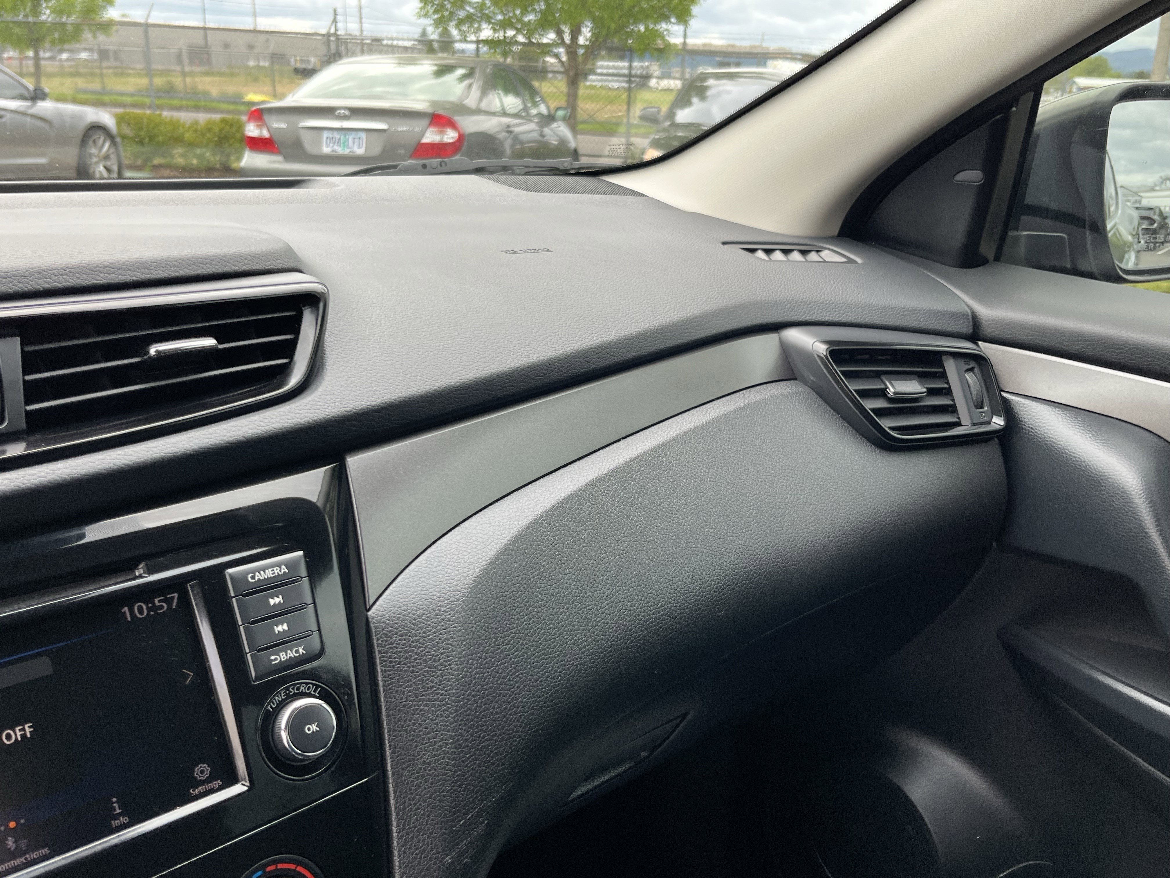 Used 2020 Nissan Rogue Sport S FWD image 22