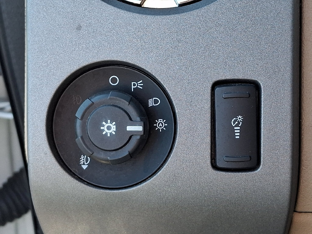 Used 2012 Ford F350 Lariat AWD/4WD image 23