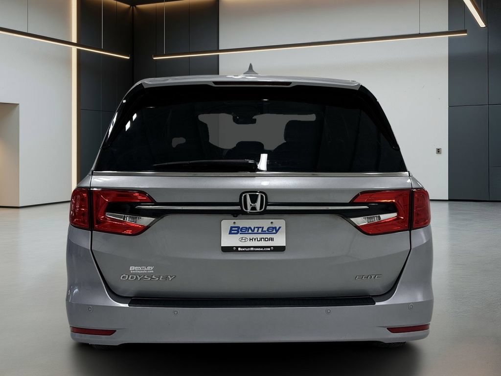 Used 2022 Honda Odyssey Elite image 5