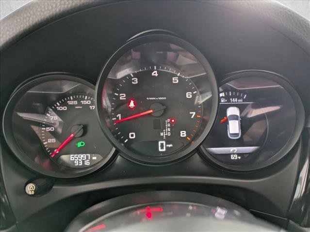 Used 2019 Porsche Macan image 11