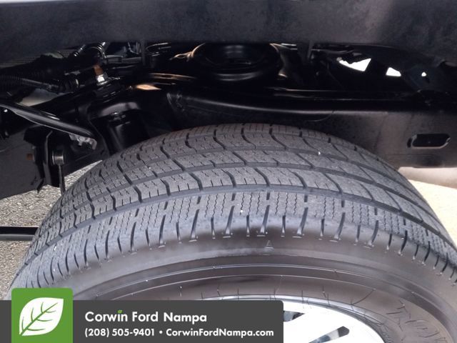 Used 2025 Toyota Tacoma SR5 image 30