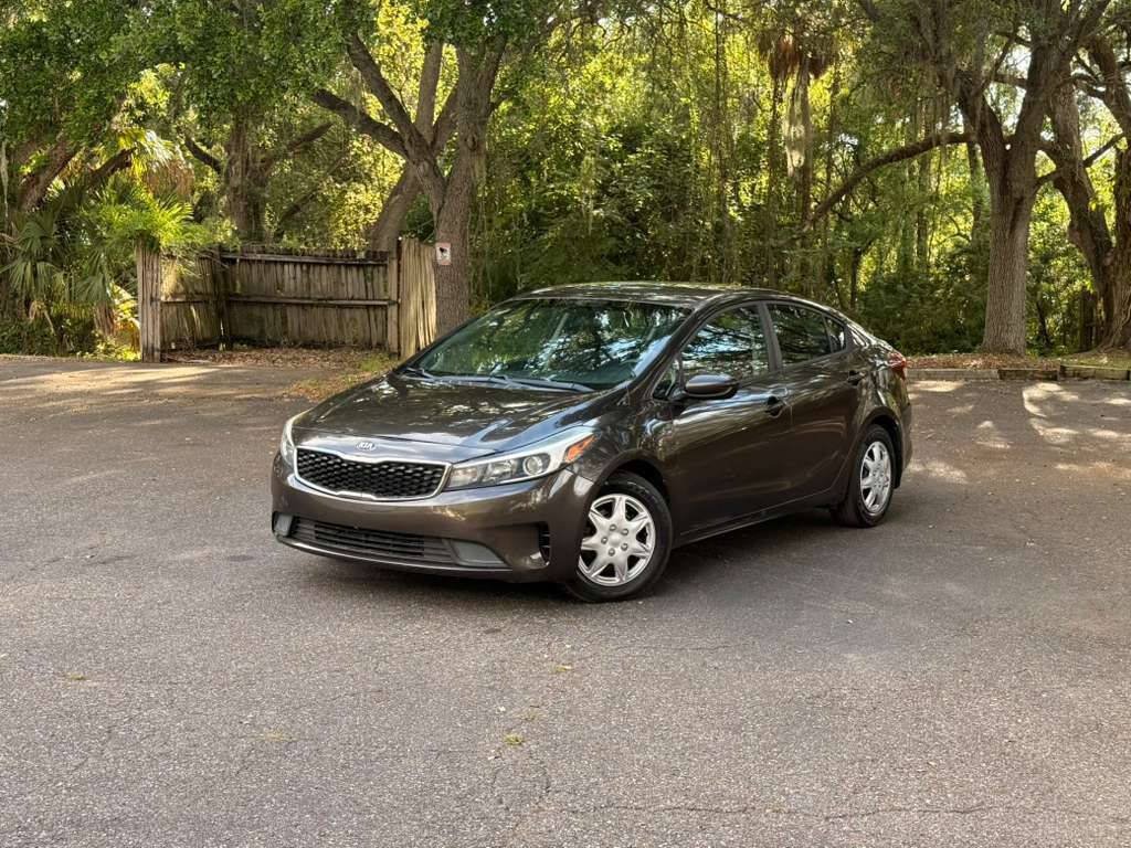 Used 2018 Kia Forte LX FWD image 1
