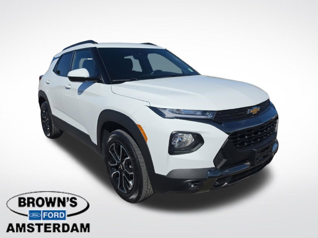 Used 2023 Chevrolet TrailBlazer ACTIV w/ Sun and Liftgate Package AWD/4WD image 1