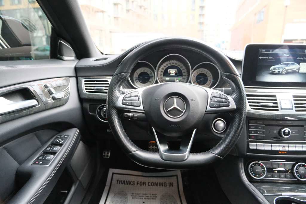 Used 2018 Mercedes-Benz CLS 550 4MATIC image 32