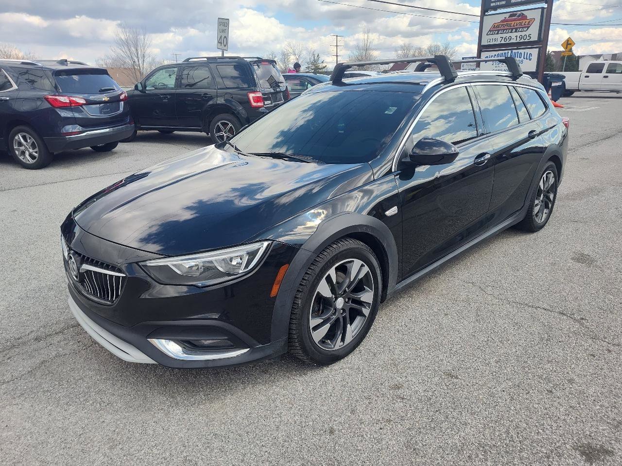 Used 2018 Buick Regal Essence w/ Sights and Sounds Package image 5