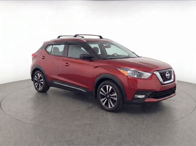 Used 2020 Nissan Kicks SR FWD image 2