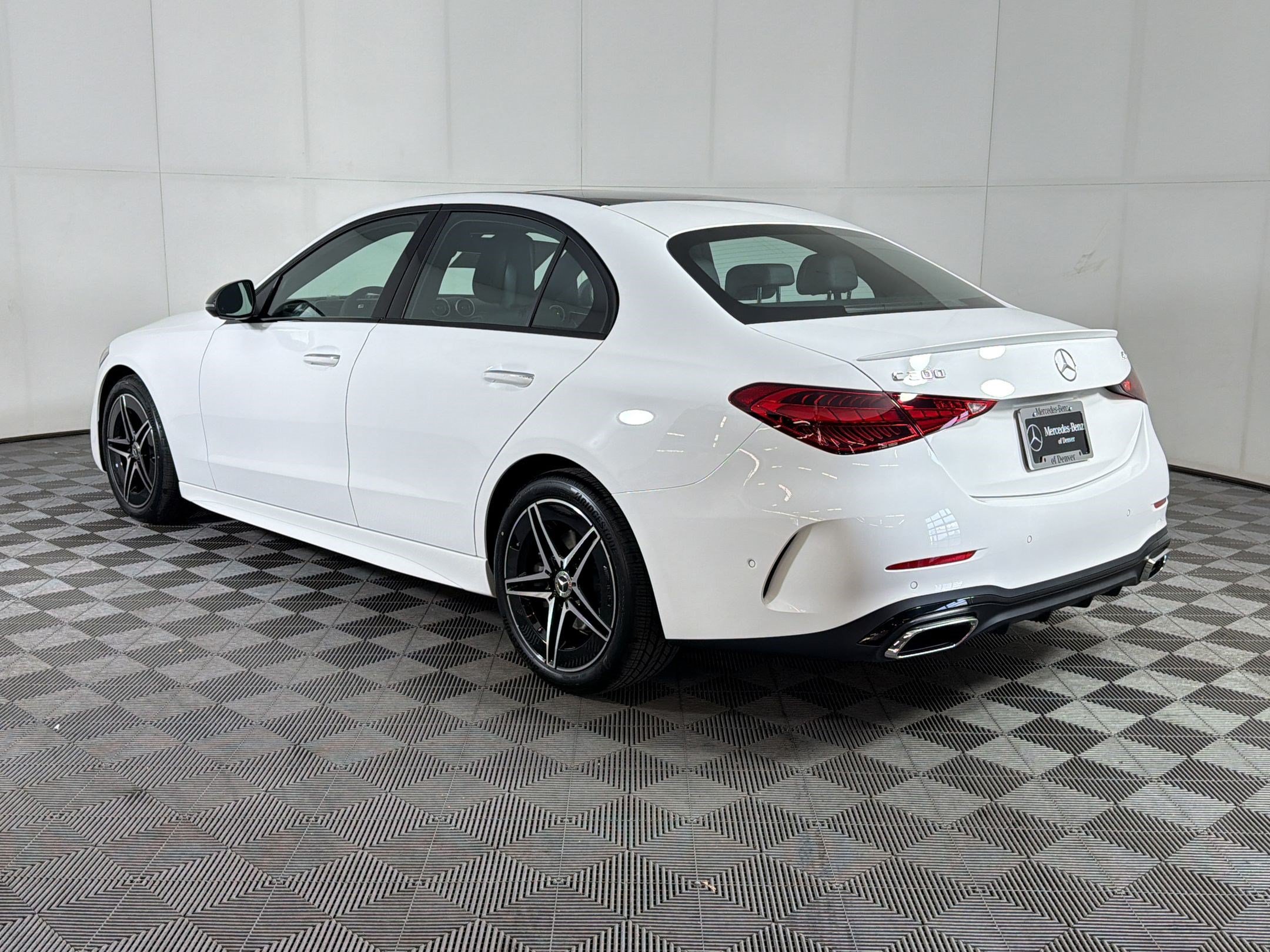 Used 2026 Mercedes-Benz C 300 4MATIC Sedan image 3
